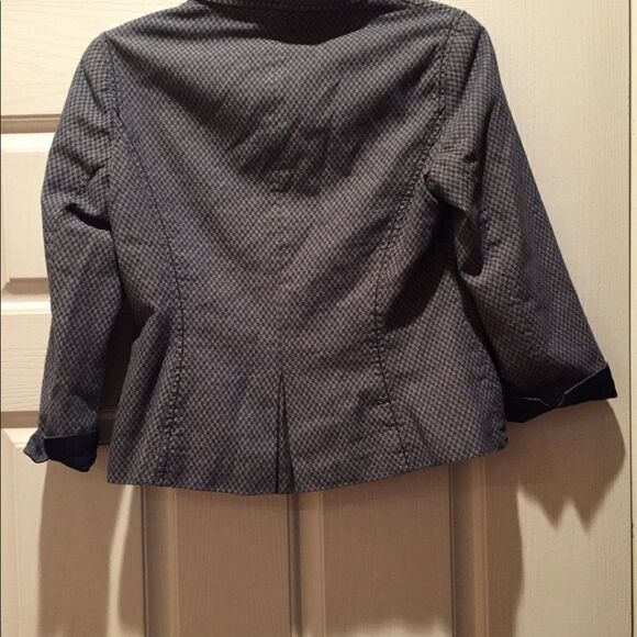 Limited Blazer  - Picture 5 of 5